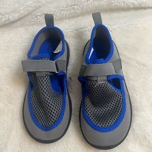 Never used water shoes